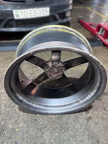 Disklər: İşlənmiş Disk R 20, 5 Boltlu — 6