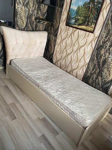 carpayisi: Bir nəfərlik çarpayı və döşək - Ölçü: təxmini 90×200 sm (bir — 1