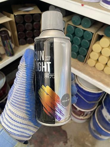 Внутренняя отделка: Аэрозольная краска Sun Light, цвет 22 Medium Grey (средне‑серый). - — 1