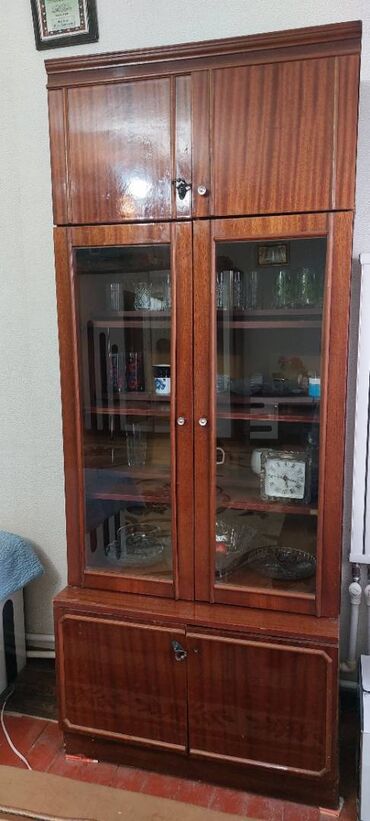 мебель для спальни бу: Б/у, Двуспальная кровать, Без подьемного механизма, С матрасом, Без выдвижных ящиков, Азербайджан