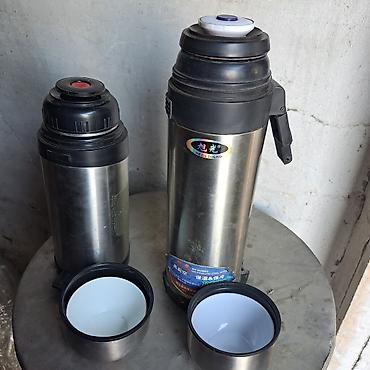 Другие товары для кухни: Продаю посуду разную. Тарелки по 80 сом пялушки по 40 сом термос — 16