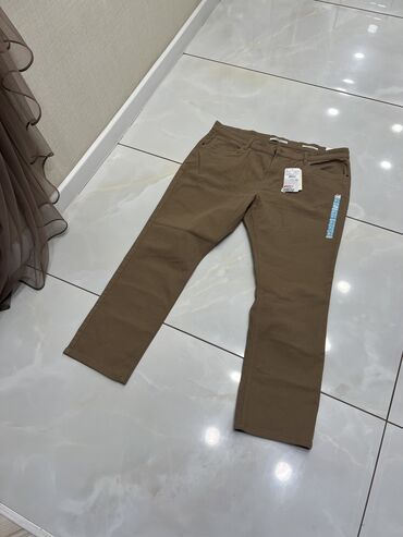 вещи на мальчика 7 лет: Джинсы и брюки, цвет - Коричневый, Новый