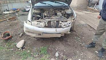 Двигатели, моторы и ГБЦ: Бензиновый мотор Mazda 1992 г., 2 л — 6