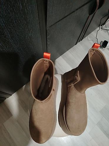 Ugg obuća: Ugg čizme, bоја - Braon, 39 — 10