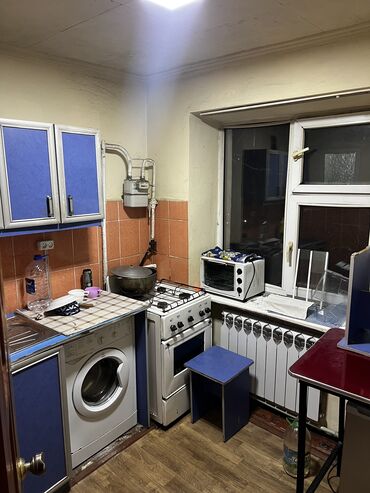 долгосрочная аренда квартир дордой: 2 комнаты, 41 м², Хрущевка, 3 этаж, Старый ремонт