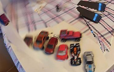 Avtomobil modelləri: Hotwheels və Matchbox modelleri
1/64 -da lalafo.az — 20 Avtomobil modelləri: Hotwheels və Matchbox modelleri
1/64 — 20