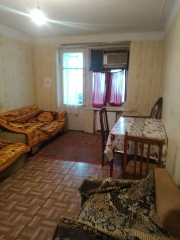 nizami rayonunda kiraye evler 2020: Qara Qarayev metrosuna yaxın 5/5 mertebesi 2 otaqlı 350 M maklerdi