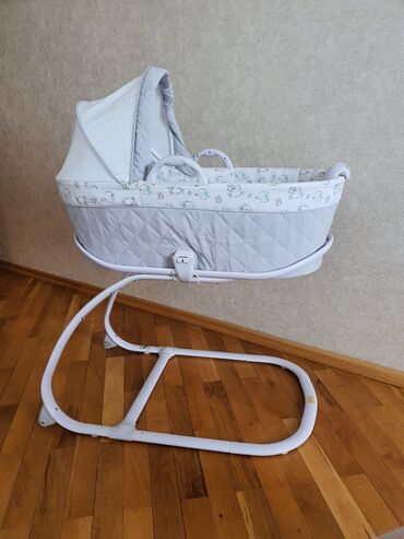 Nənnilər: Beshik 180 azne alinib 110 satilir chox az istifade olunub ideal lalafo.az -da Nənnilər: Beshik 180 azne alinib 110 satilir chox az istifade olunub ideal