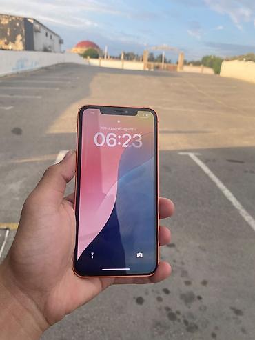 iphone 12 pro dubay: IPhone Xs Max, 256 GB, Qırmızı, Simsiz şarj — 1