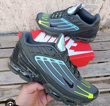 nova revolution: A klasa TN i Nike 95
Brojevi na slikama 
4500 din — 1
