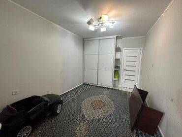 адам квартиру: 4 комнаты, 78 м², Индивидуалка, 2 этаж, Евроремонт