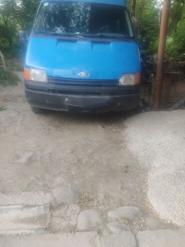 машина гольф 4: Жеңил жүк ташуучу унаа, Ford