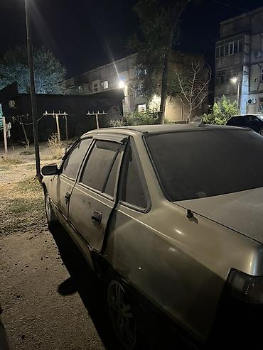 некая: Daewoo Nexia: 2005 г., 1.5 л, Механика, Бензин, Седан — 5