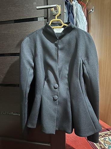 acne studio: Женский жакет Laticle. 44 размер Покупала за 2800, носила 1 раз - — 1