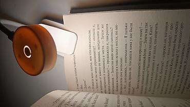 Подставки и держатели для книг: МИНИ-ЛАМПА на прищепке. НОВАЯ. На аккамуляторе. Для чтения — 15