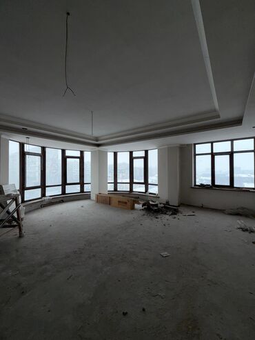 Продажа квартир: 5 и более комнат, 255 м² — 30