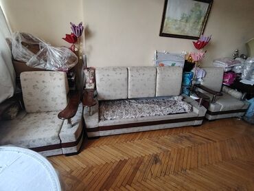 Divanlar: Divan, İşlənmiş, Açılan, Bazasız, Parça, Çatdırılma yoxdur