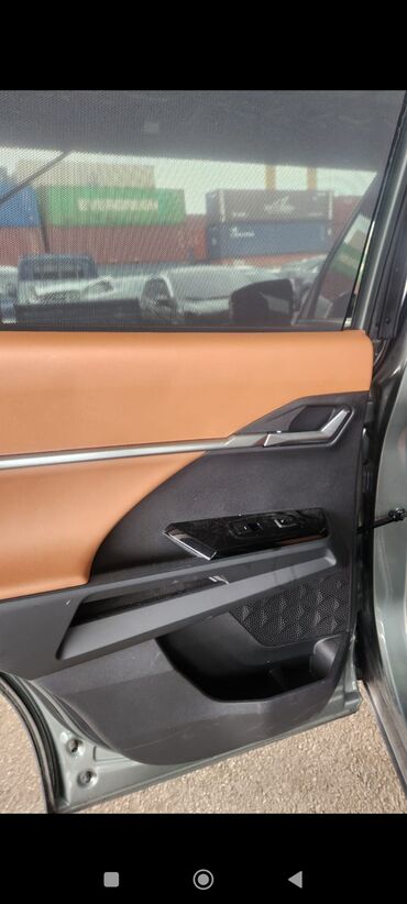 Roewe: Roewe : 2023 г., 1.5 л, Автомат, Бензин, Внедорожник — 6