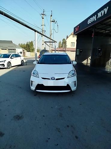 машины без прав: Toyota Prius: 2013 г., Гибрид, Лифтбек — 1