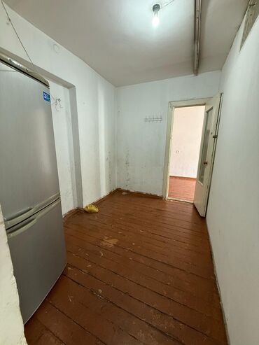 Продажа домов: 1 комната, 42 м², 104 серия, 2 этаж, Косметический ремонт