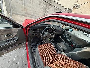 210 миллениум: Mazda 626: 1989 г., 2.2 л, Автомат, Бензин, Хэтчбэк — 5