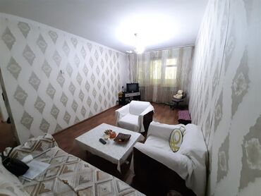 �������������� ���������������� �� �������������� 104 ���������� в Кыргызстан: 104 серия, 2 комнаты, 45 кв. м Неугловая квартира