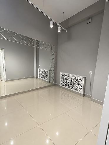 Сдаю Part of the store: Cosmetics, perfumes, 15 м², In a residential complex at lalafo.kg Сдаю Part of the store: Cosmetics, perfumes, 15 м², In a residential complex