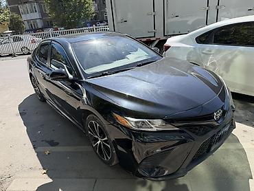 джили авто: Toyota Camry: 2020 г., 2.5 л, Автомат, Бензин, Седан — 2