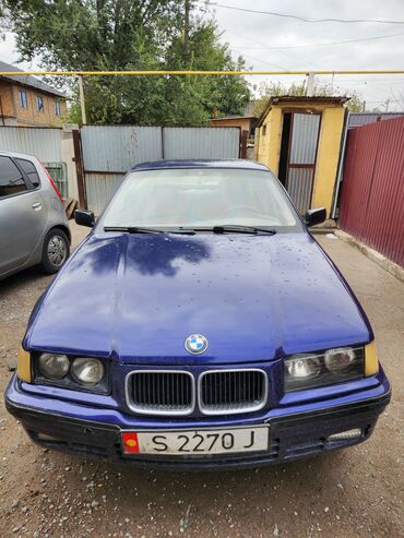 дом на обмен: BMW 3 series: 1992 г., 2 л, Механика, Бензин, Седан