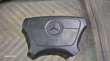 Другие детали салона: От W202 Elegance. В отличном состоянии.
только Правая — 9