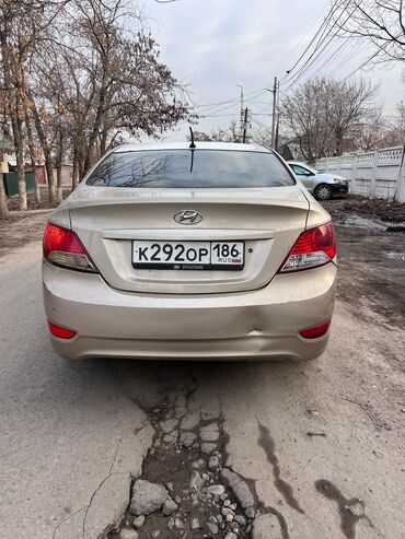 Hyundai: Hyundai Solaris: 2014 г., 1.6 л, Автомат, Бензин, Седан