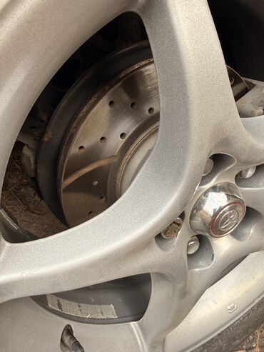 Toyota: Toyota Prius: 2014 г., 1.8 л, Автомат, Гибрид — 12