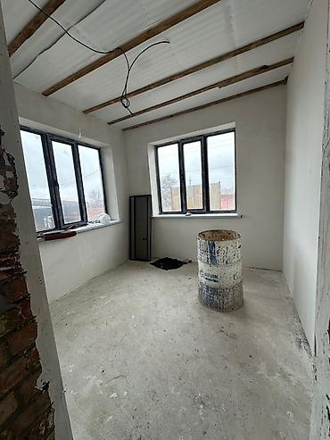 Продажа коттеджей и домов: Трёхкомнатная времянка и новый дом четыре комнатные плюс сарай 20/6 — 5