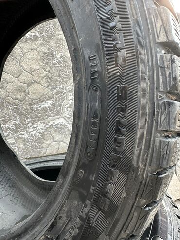 продаю шины бишкек: Комплект зимних шин Dunlop 245/45/17 в отличном состоянии, стояли на