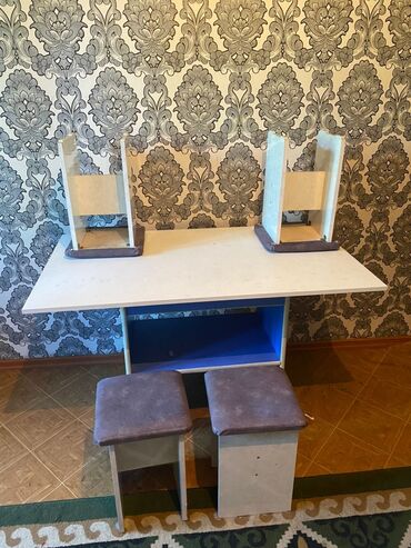 пленка на стол: Кухонный стол и стулья 3500сом