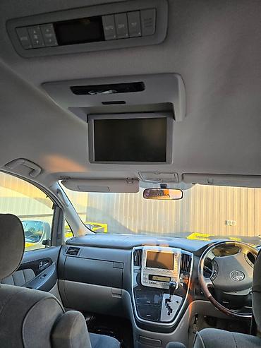 Toyota: Toyota Alphard: 2020 г., Минивэн — 9