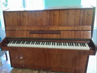 Pianolar: Piano, Belarus, Akustik, İşlənmiş, Ünvandan götürmə