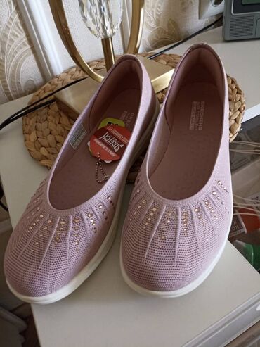 кольцо с бриллиантом бишкек цена: Туфли, 39, Skechers, Новый, Самовывоз
