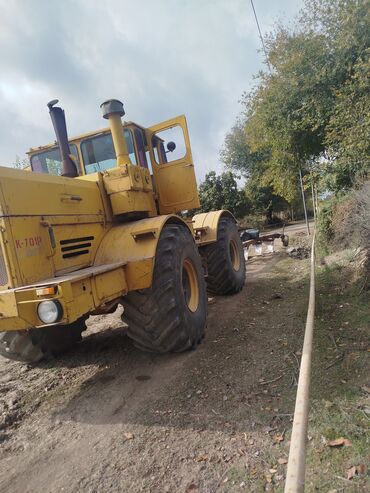 Digər kənd təssərüfat avadanlığı: Ağır sinif dörd təkərdən çəkişli traktor və uzun korpuslu kotan — 8