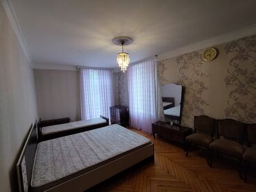 Köhnə tikili: Bakı, 2 otaqlı, Köhnə tikili, m. Sahil, 60 kv. m — 1