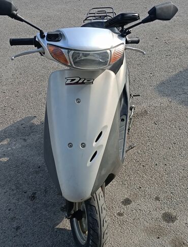 мопед дио: Кичи мопед Honda, 50 куб. см, Бензин, Колдонулган
