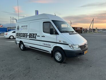 продажа скота: Mercedes-Benz Спринтер: 2002 г., 2.2 л, Механика, Дизель, Бус