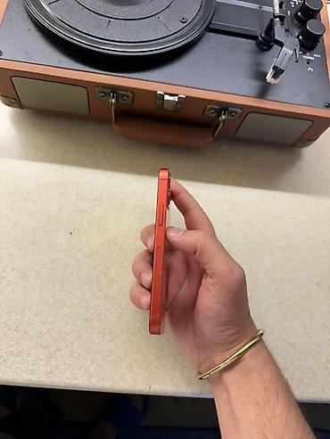 iphone 12 mini qiyməti: IPhone 12 mini, Qırmızı — 3