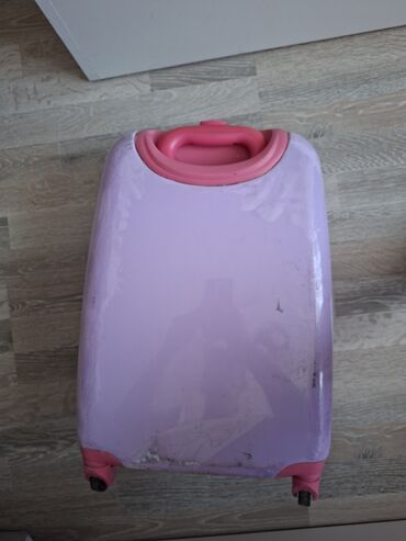 Çamadanlar: Usaq camadani satilir. olcusu 45 hundurluk 30 eni her seyi — 11