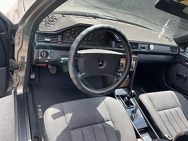 bud e9: Mercedes-Benz W124: 1988 г., 2.3 л, Механика, Бензин, Седан — 5