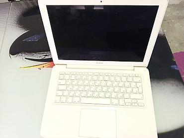 2.el macbook: Moskvadan almışam. Yaxşı vəziyyətdədir. Üstü 1 az ləkəlidir — 6