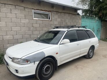 Mitsubishi: Mitsubishi Lancer: 1995 г., 1.6 л, Механика, Бензин, Универсал