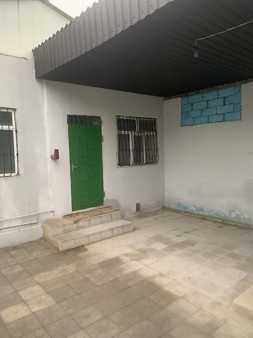 emircanda ev satisi: Hövsan qəs. 3 otaqlı, 75 kv. m, Orta təmir — 2