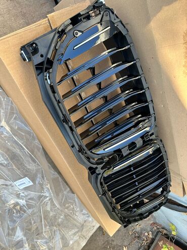 Решетки радиатора: Решетка радиатора BMW 2020 г., Б/у, Оригинал — 5