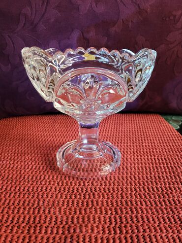 Kuhinjski setovi: Bombonijera nova pun kristal,rucni rad. Bohemija 70te. Sve na — 3